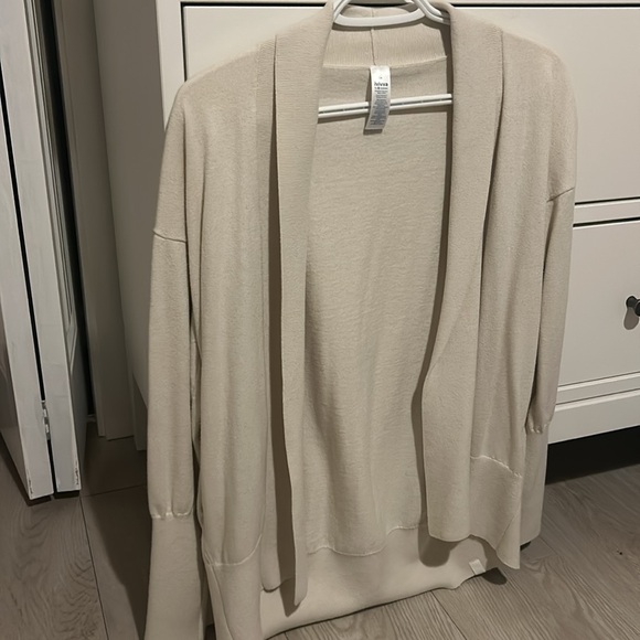 Ivivva Cardigan - Picture 2 of 4
